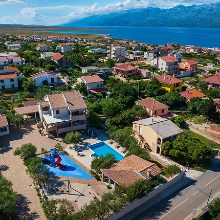Villa Zlatni Dvori Zadarvillas-2